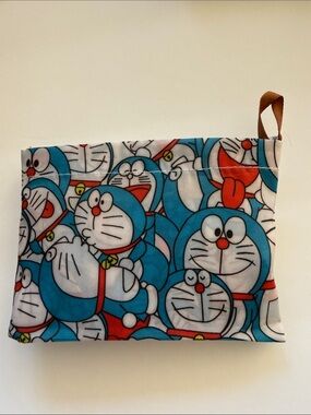 Doraemon Print Zip Pouch in Blue and White